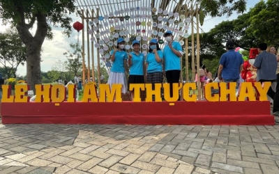 Khánh An tham gia lễ hội ẩm thực chay